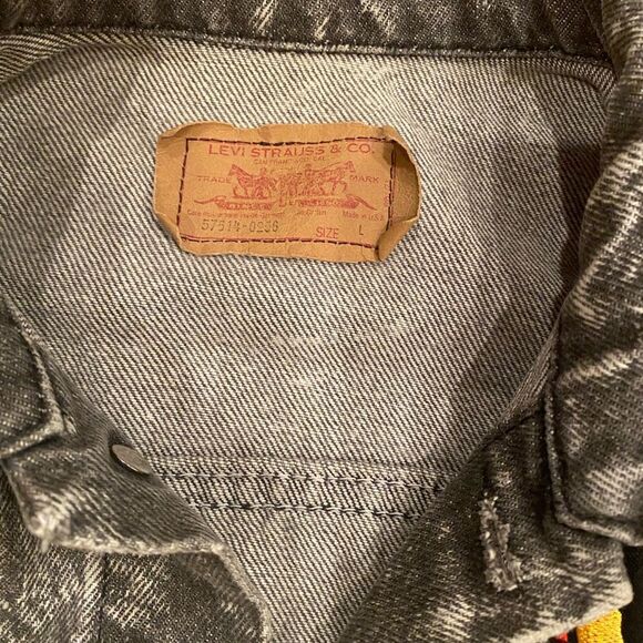 80s Vintage Levi’s 511 Distressed Acid Washed Black Jean Jacket, SZ Large - Picture 5 of 14